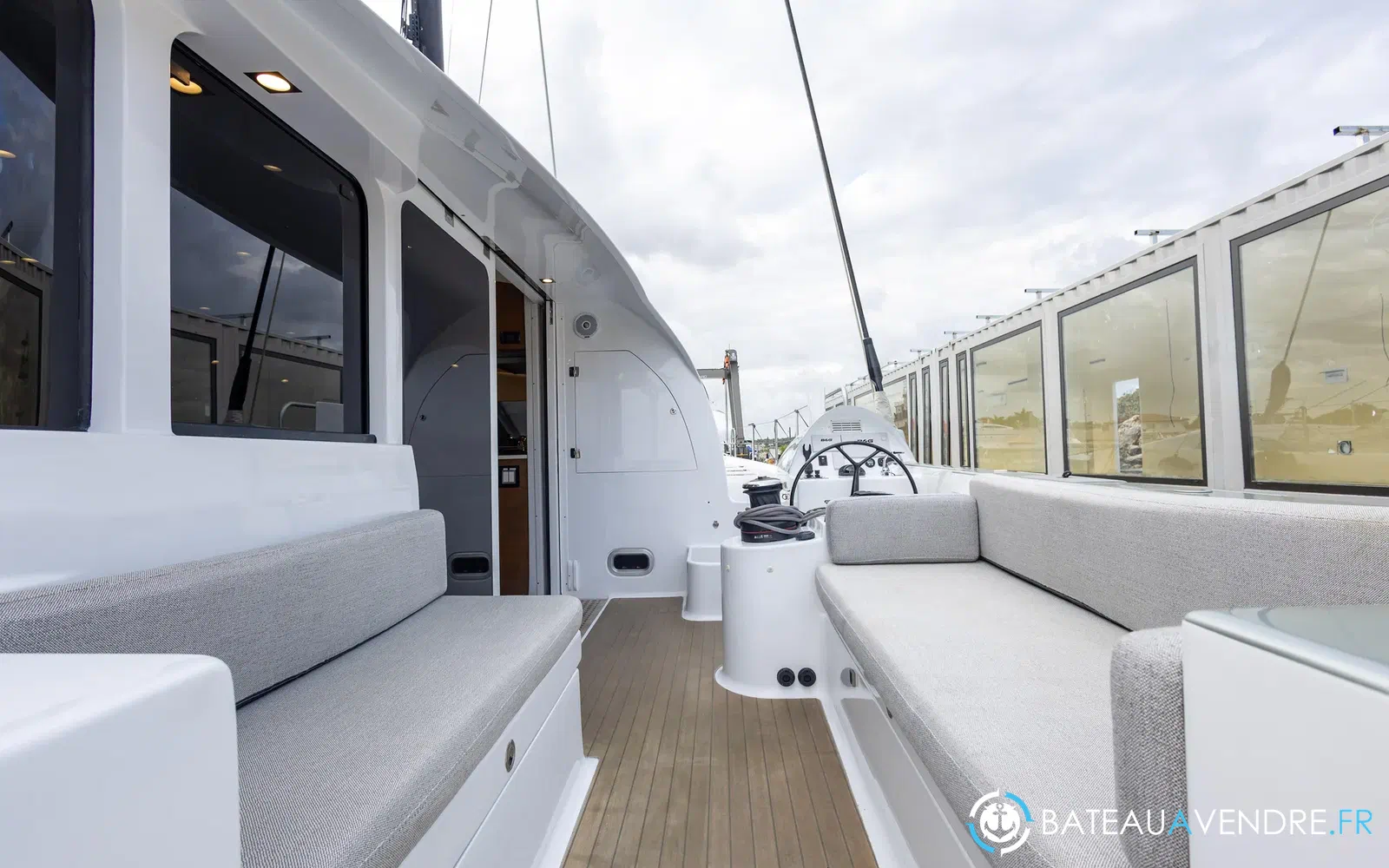slider 15 Tag Yachting Tag 60
