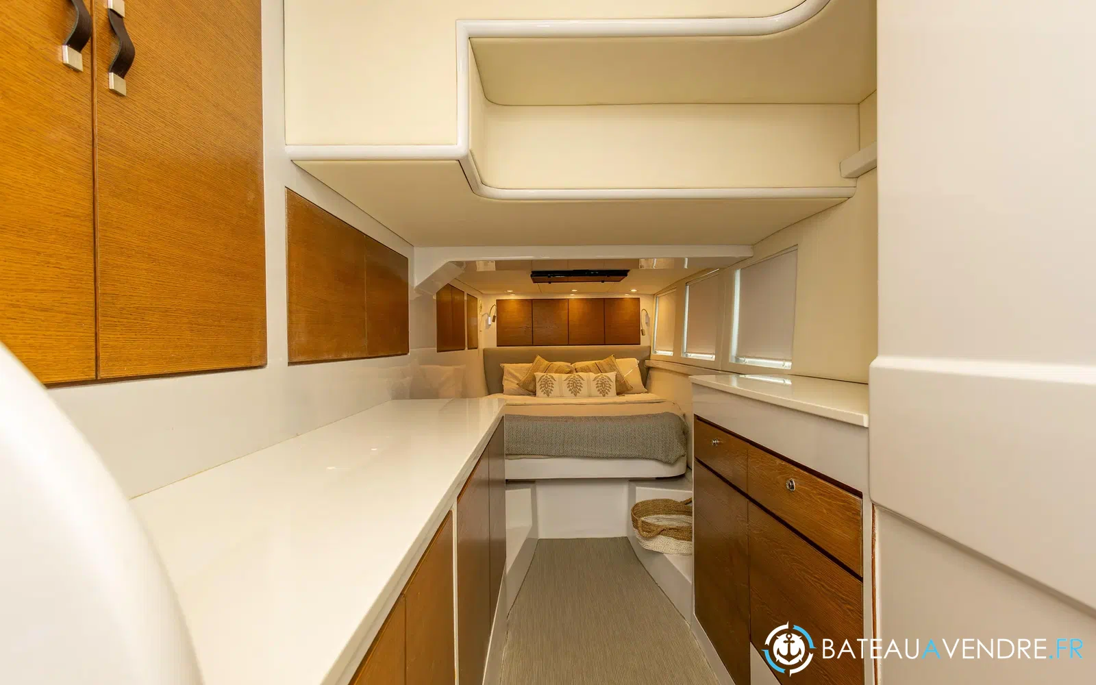slider 38 Tag Yachting Tag 60