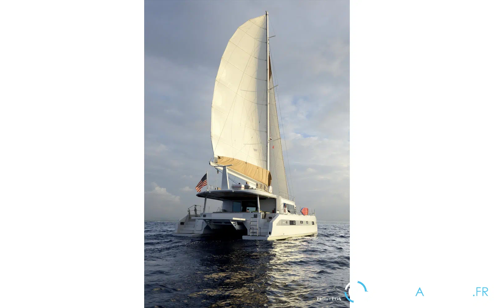 slider 1 Squalt Marine International CK64