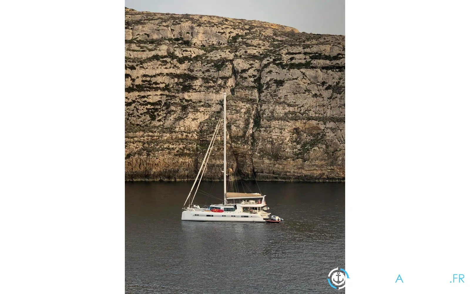 slider 4 Squalt Marine International CK64