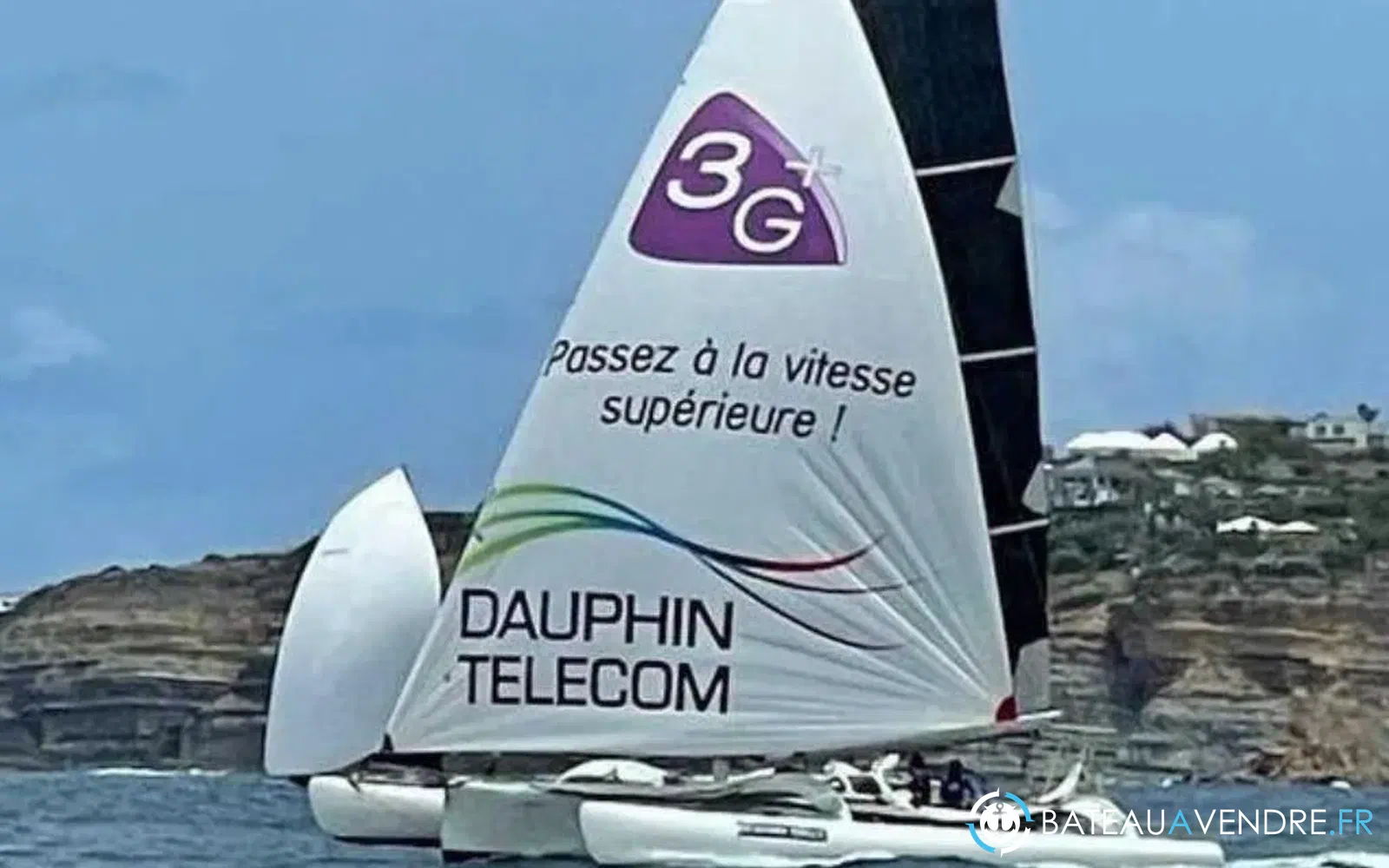 slider 0 Custom Trimaran
