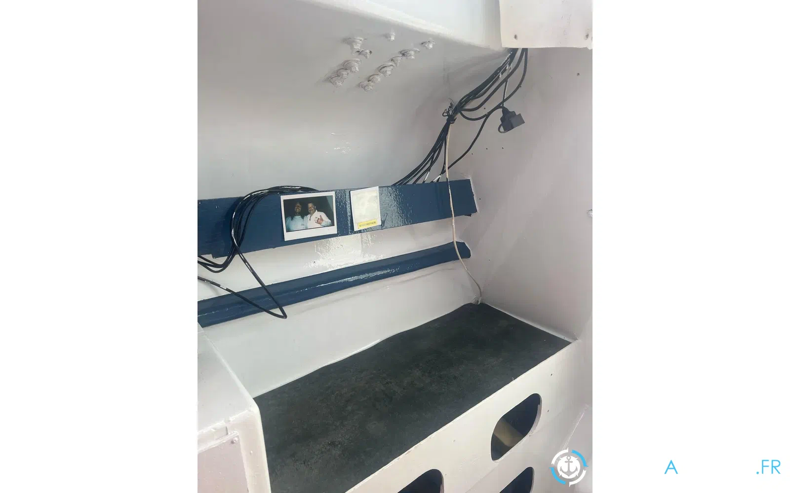 slider 8 Custom Trimaran
