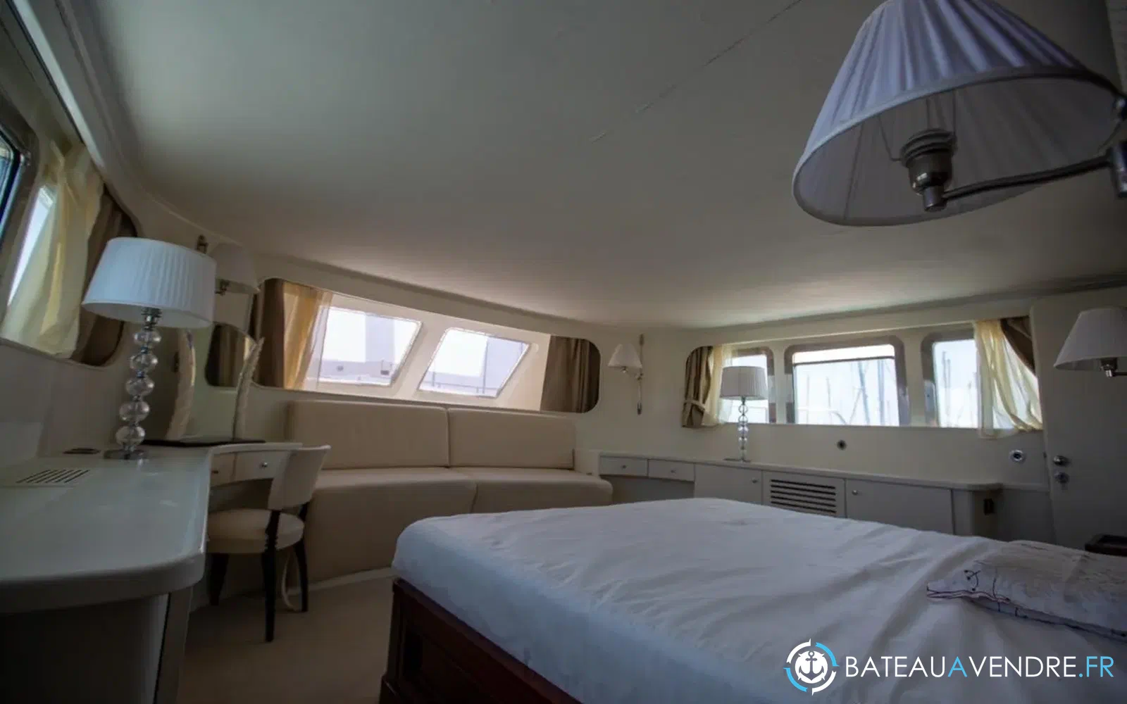 slider 106 Benetti 33