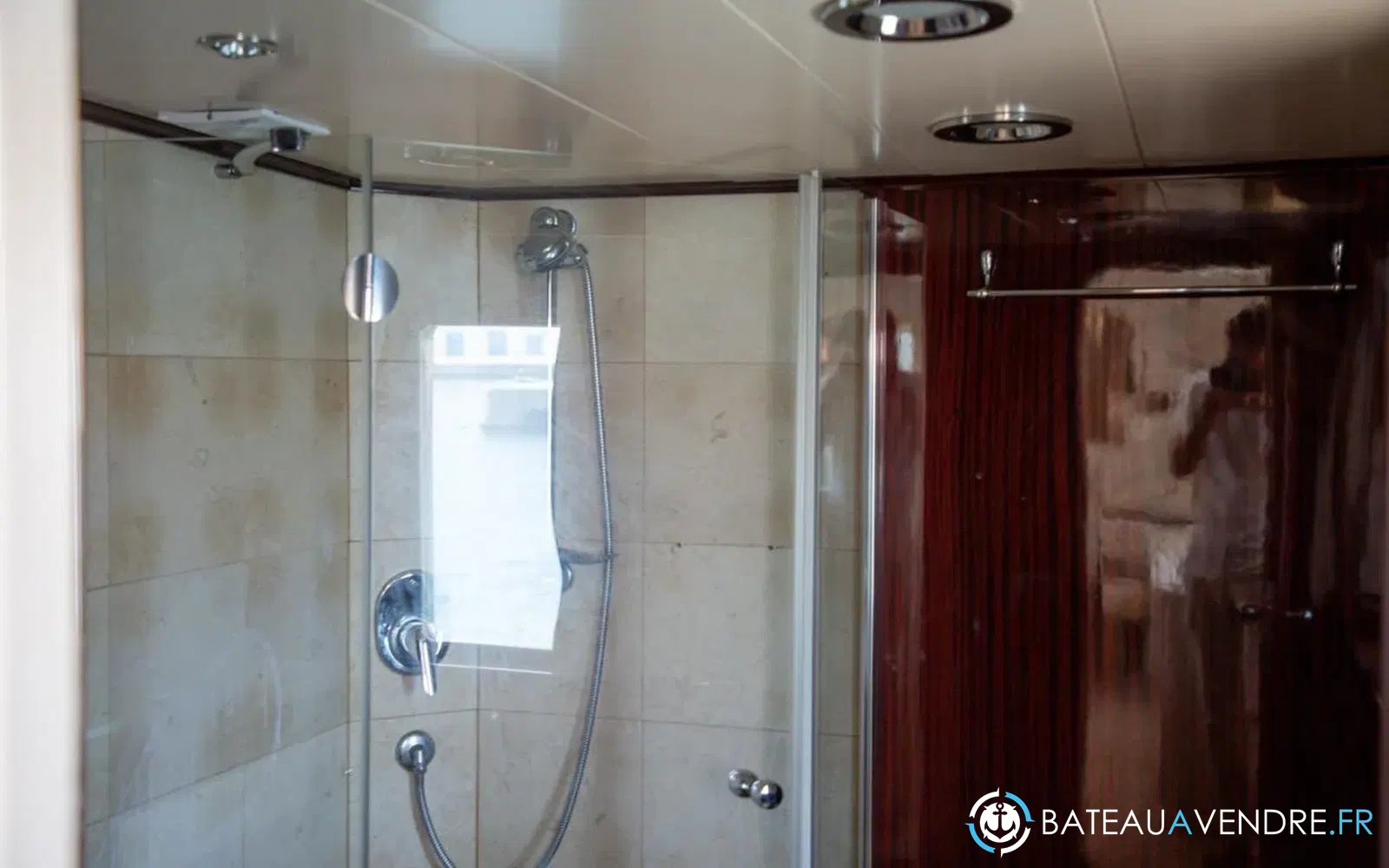 slider 119 Benetti 33