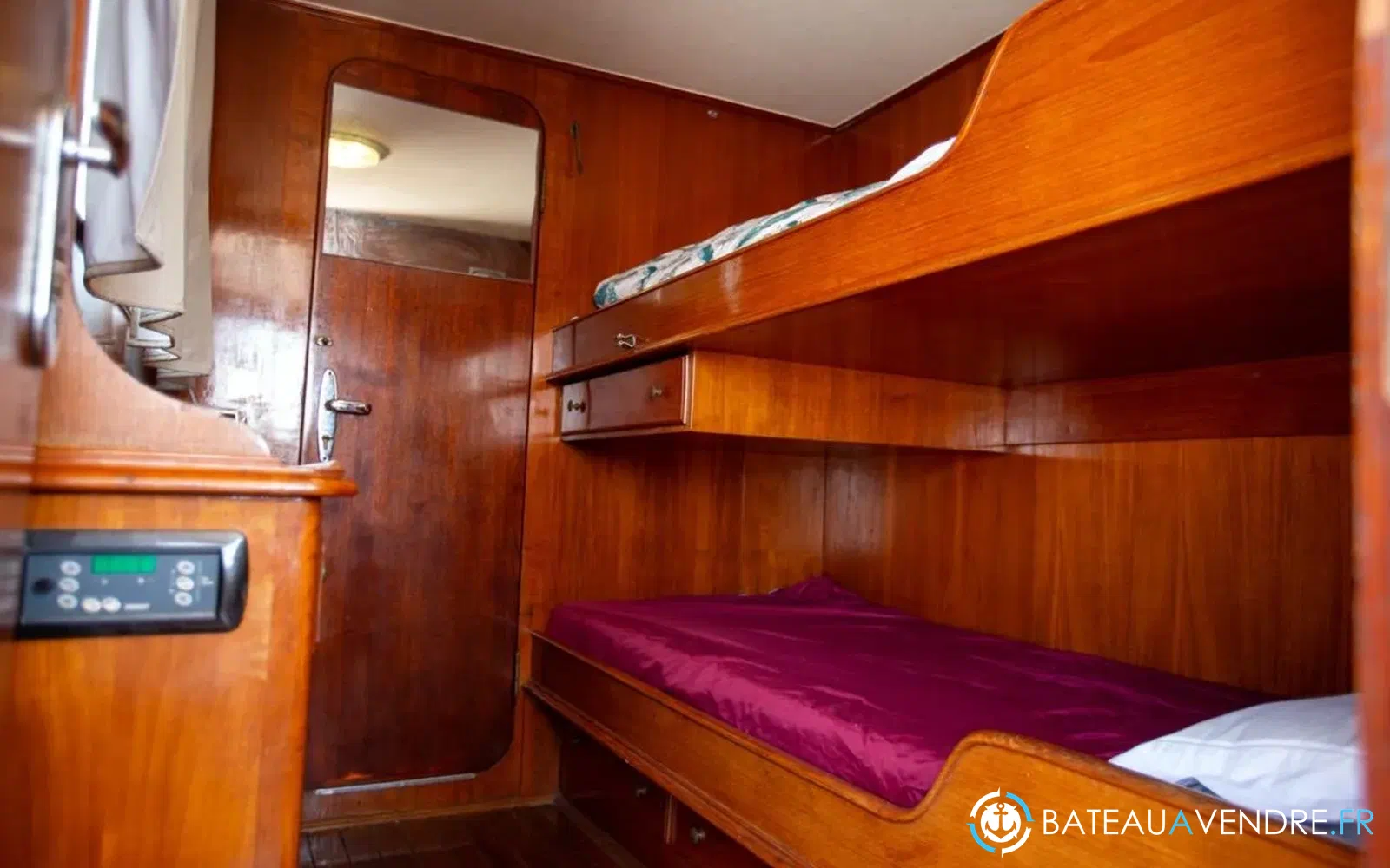 slider 121 Benetti 33