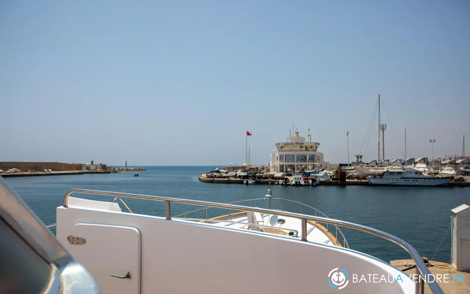 slider 18 Benetti 33
