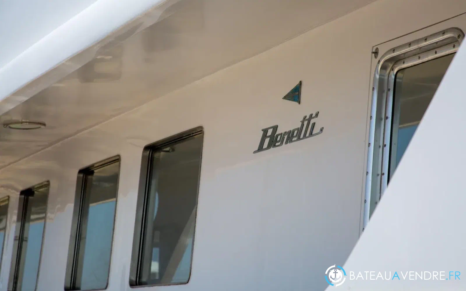 slider 21 Benetti 33