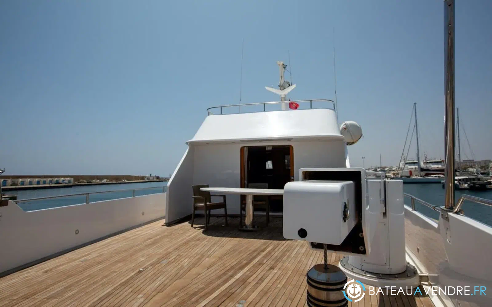 slider 32 Benetti 33