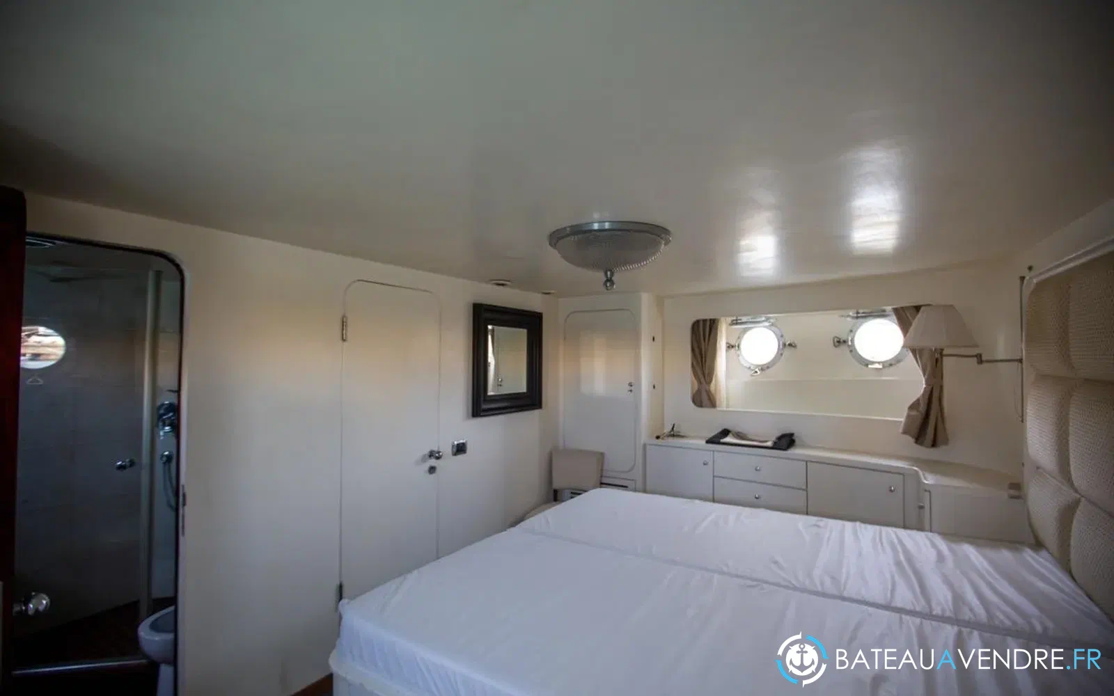 slider 92 Benetti 33