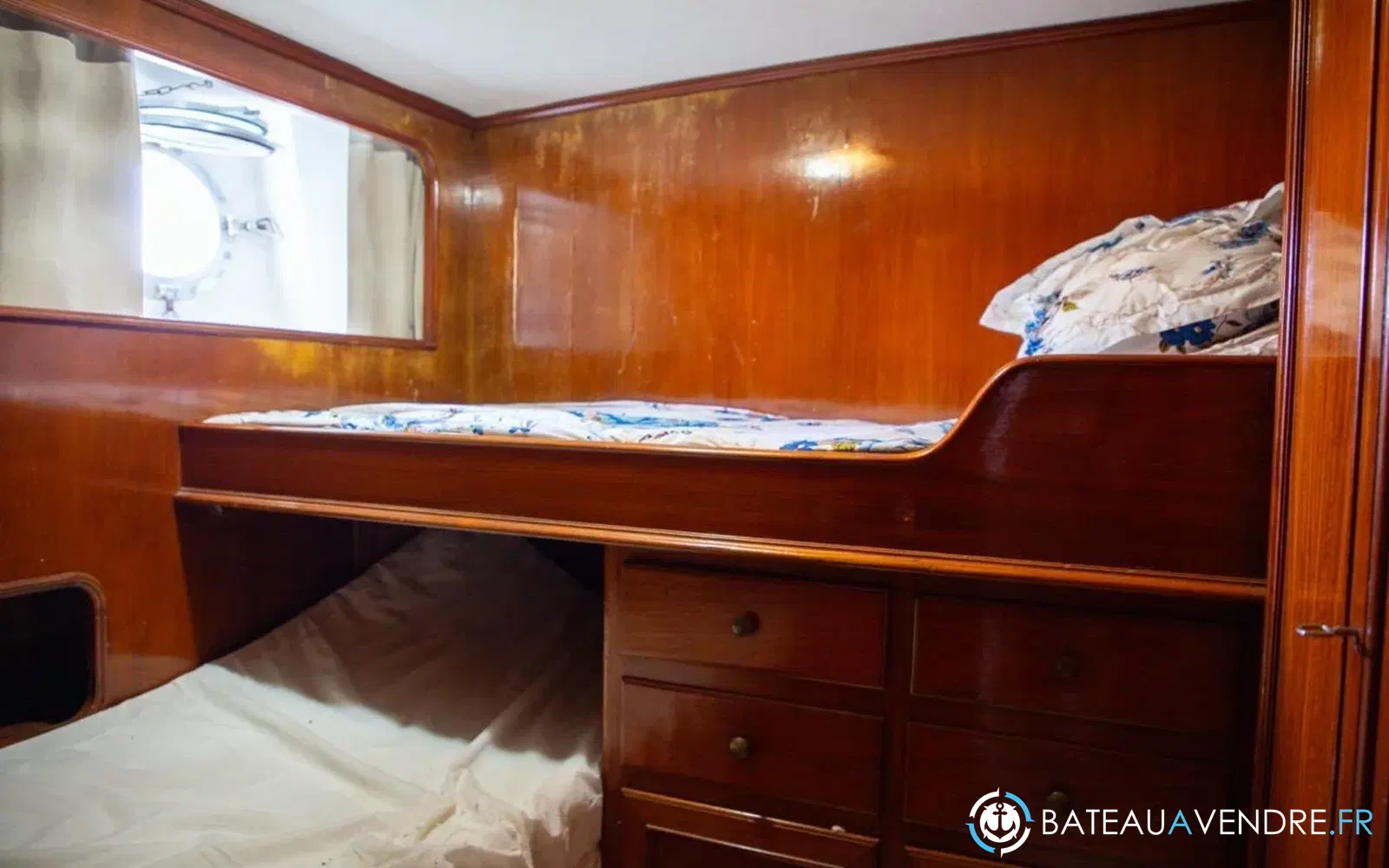 slider 98 Benetti 33