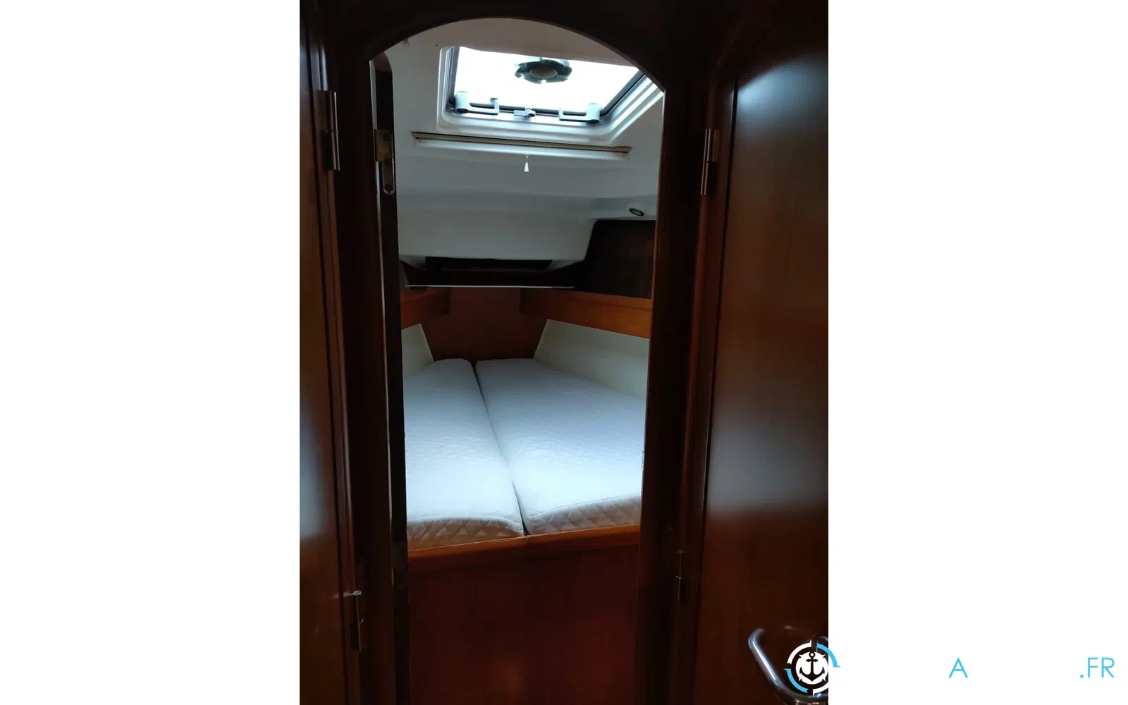 slider 15 Jeanneau Sun Odyssey 43