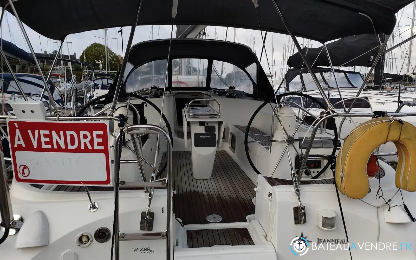slider 1 Jeanneau Sun Odyssey 43