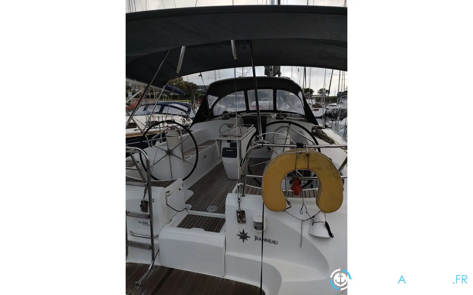 slider 2 Jeanneau Sun Odyssey 43