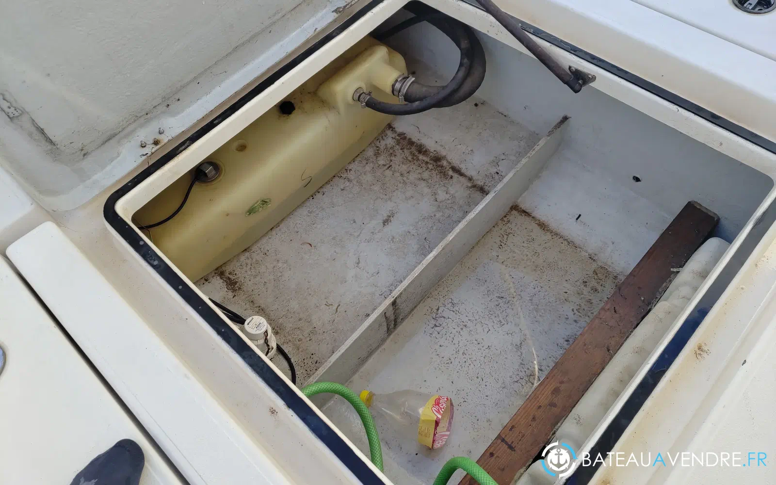 slider 6 Quicksilver Pilothouse 580