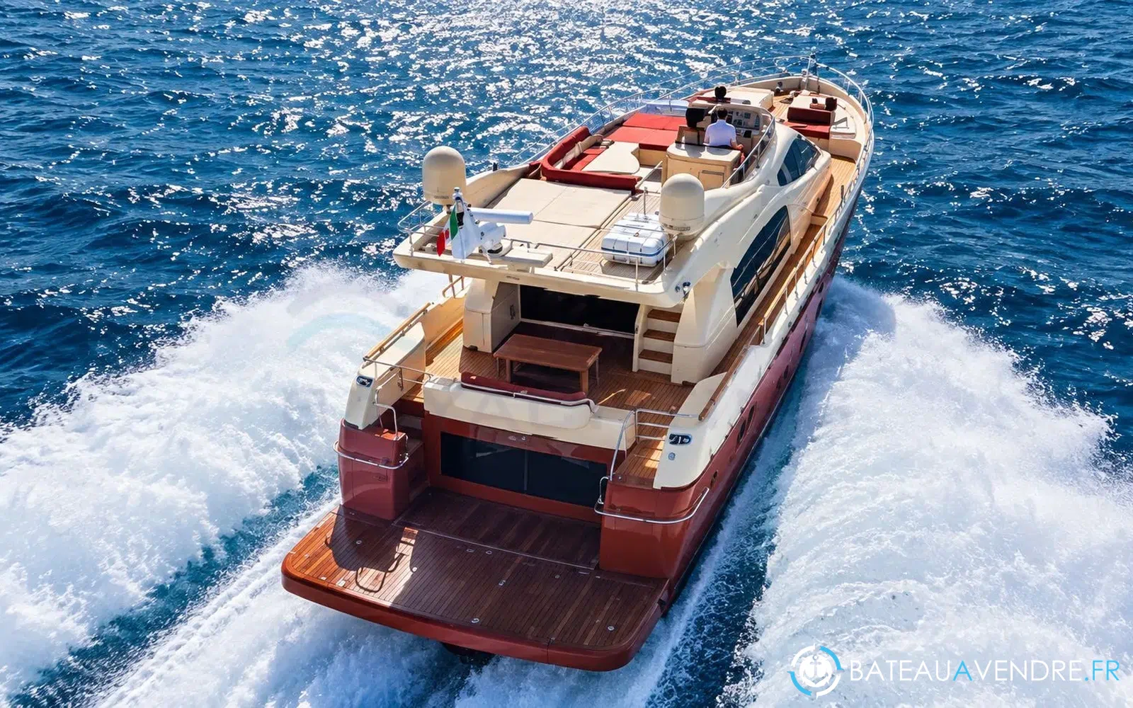 slider 1 Ferretti Altura 690