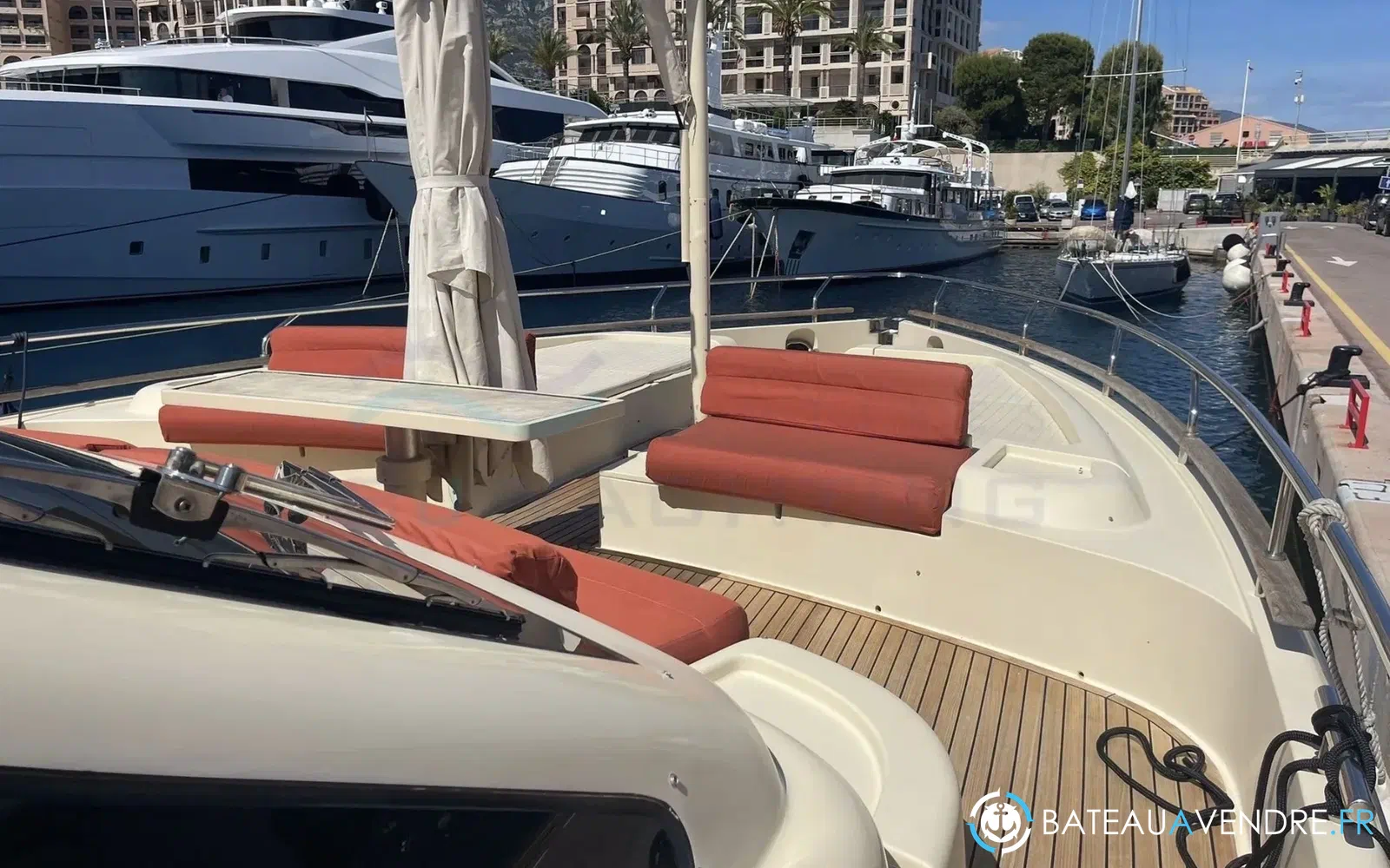 slider 3 Ferretti Altura 690