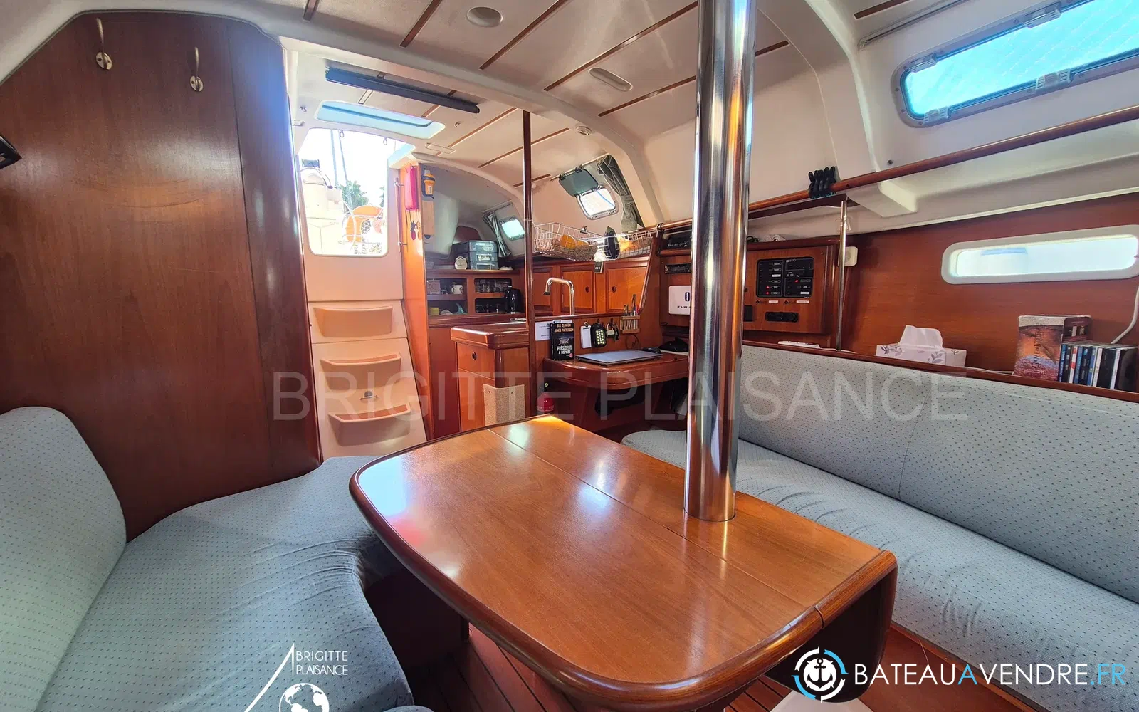 slider 6 Beneteau Oceanis 331 Clipper