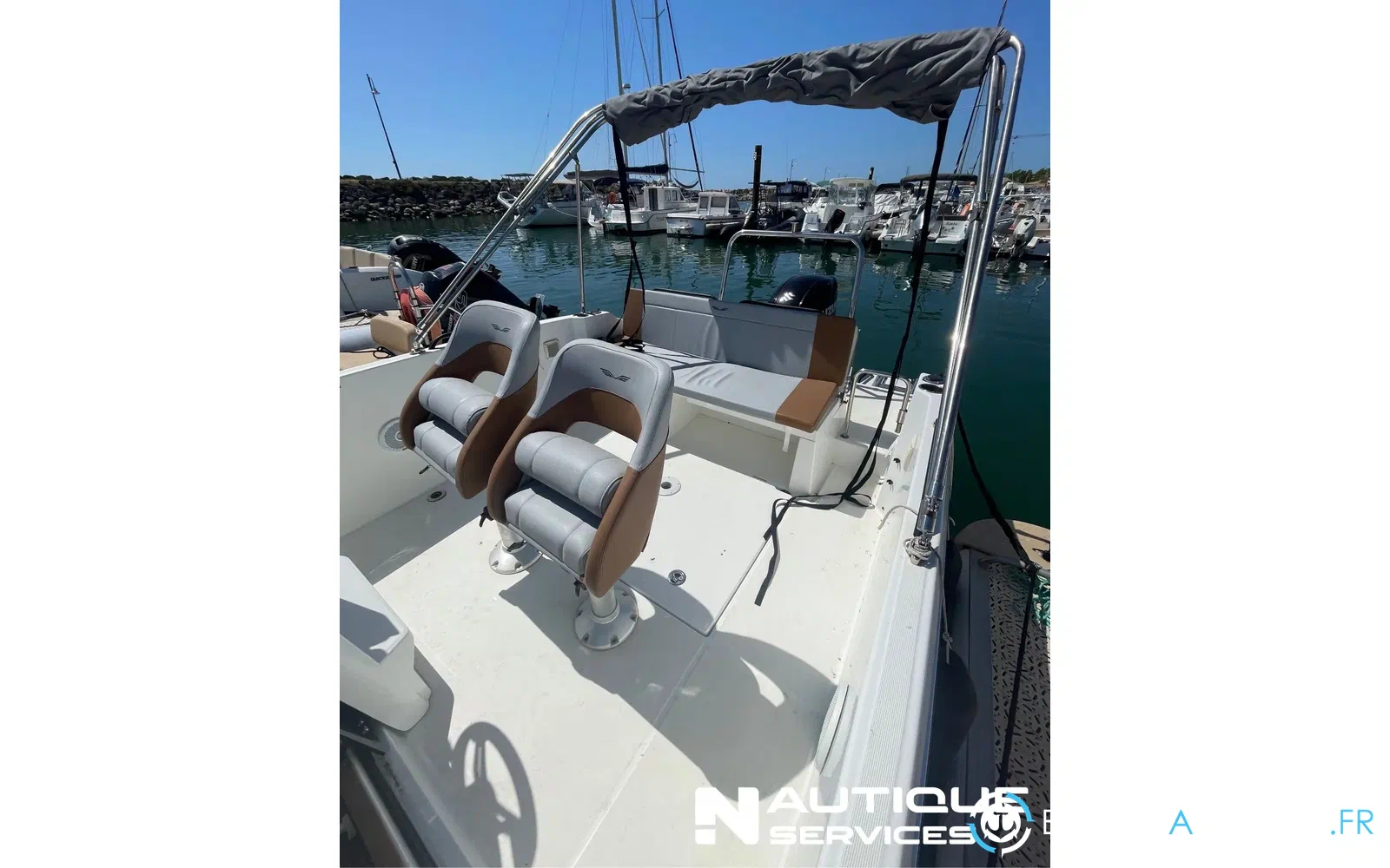 slider 2 Beneteau Flyer 7