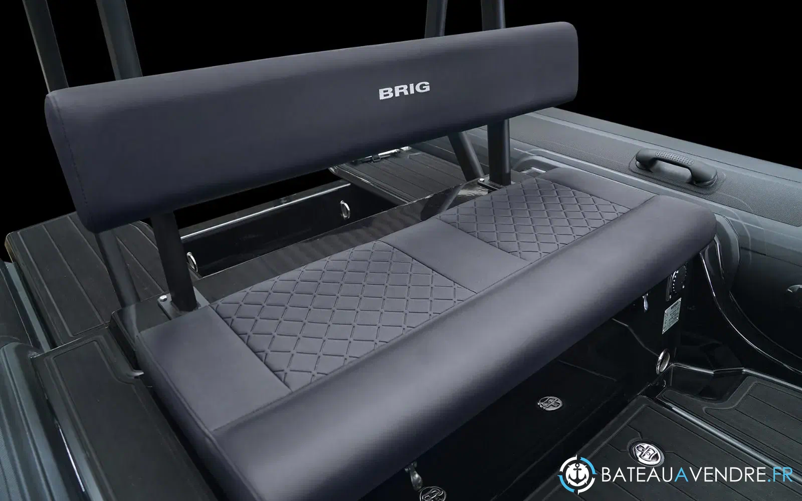 slider 9 Brig Navigator 20