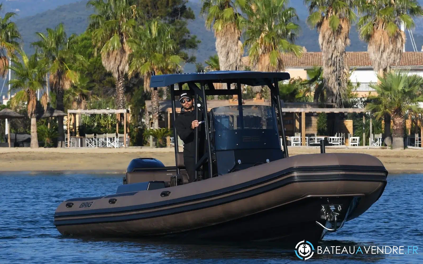 slider 1 Brig Navigator 26