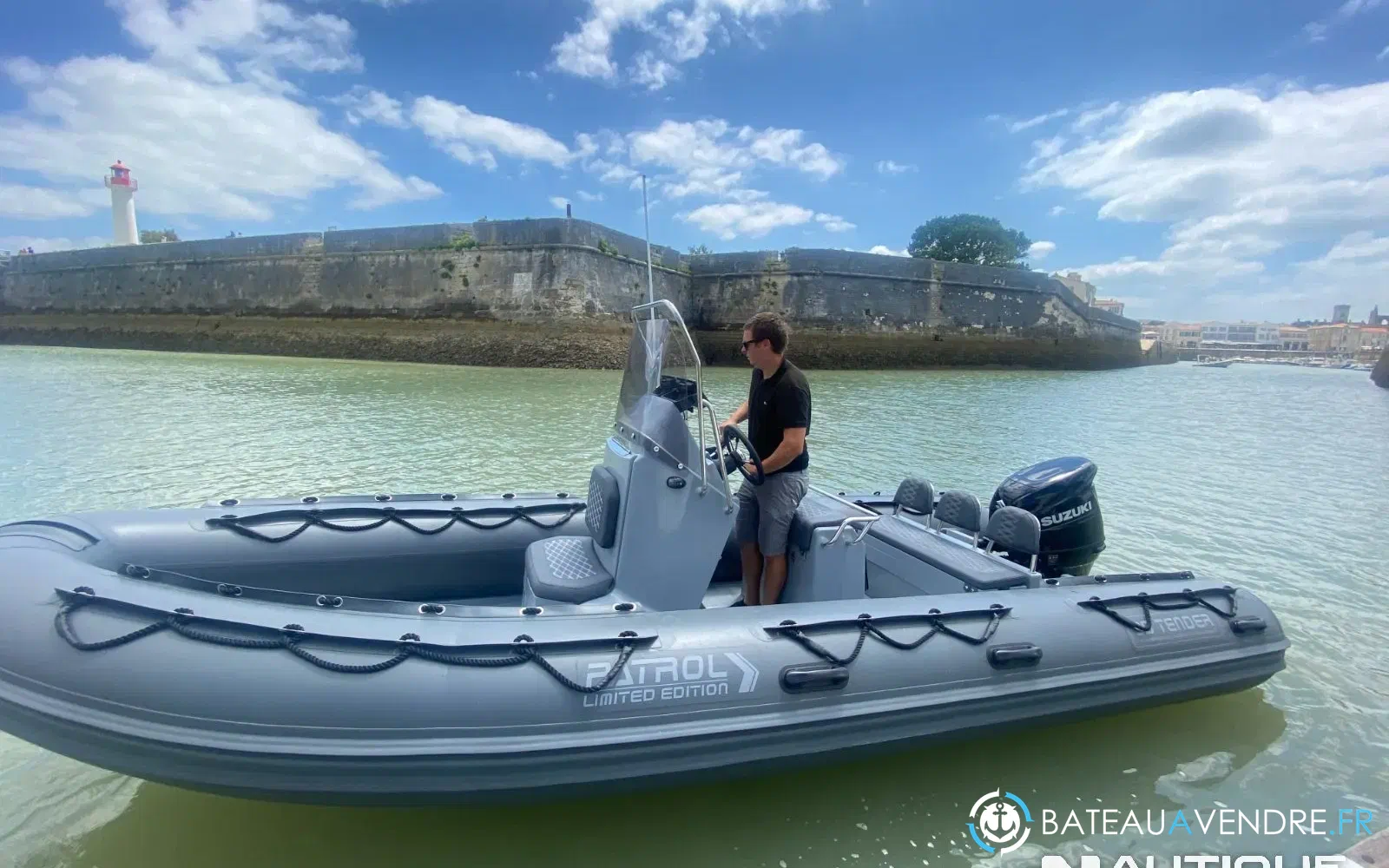 slider 1 3D Tender Patrol 600