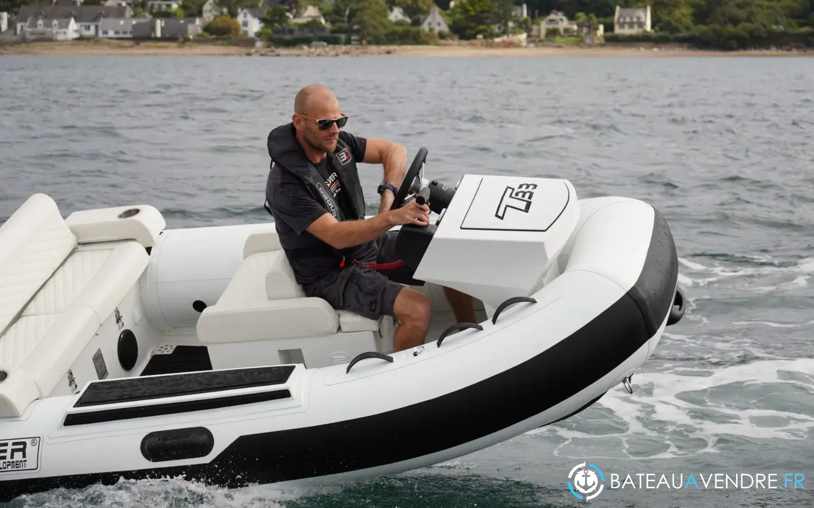 slider 9 3D Tender T33