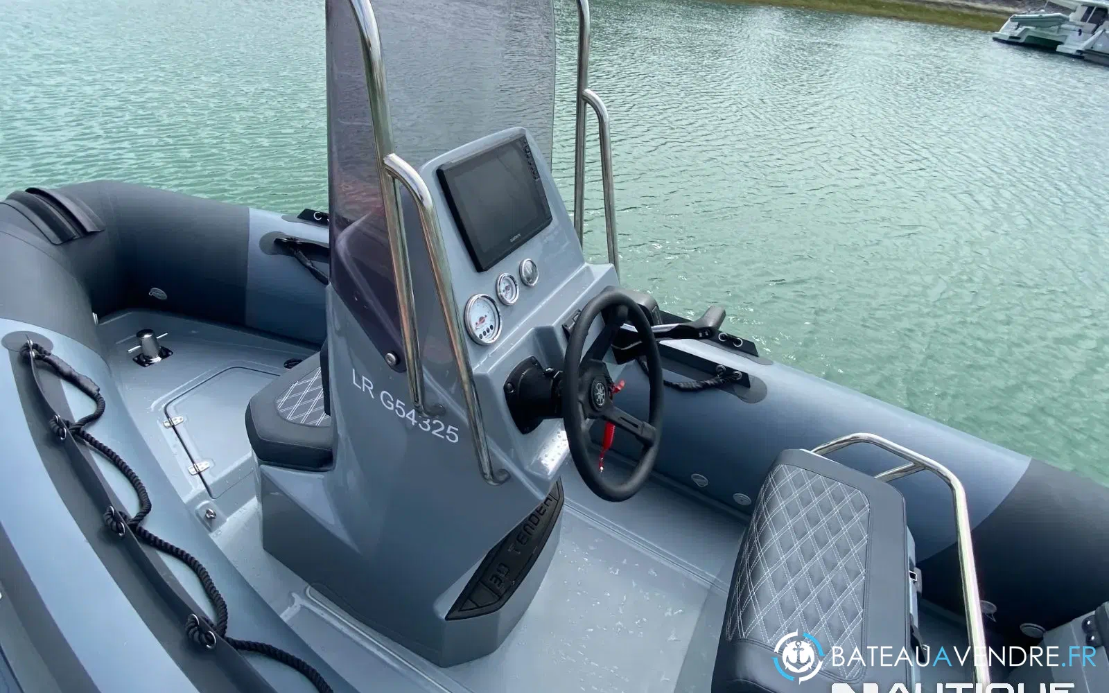 slider 5 3D Tender Patrol 550
