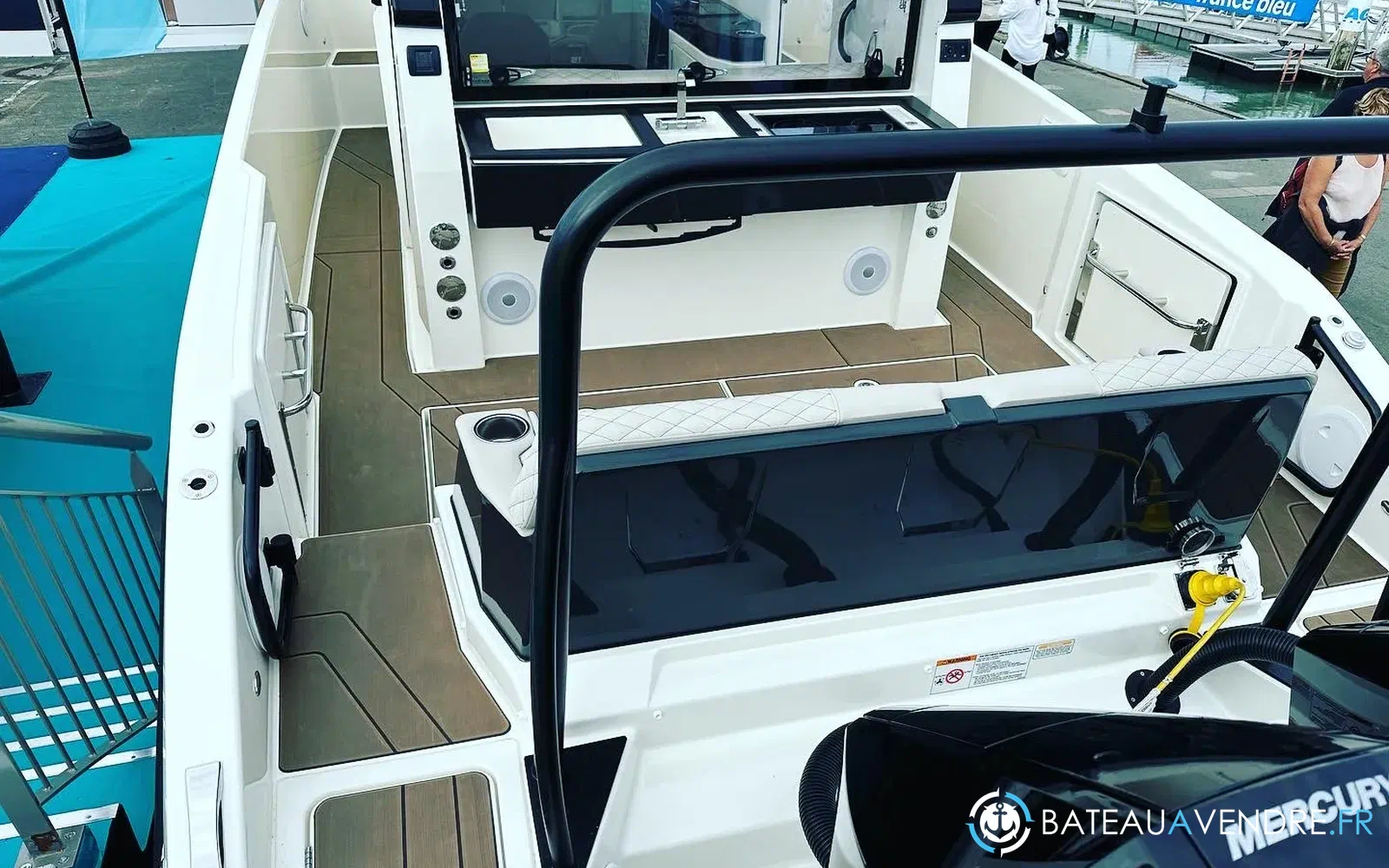 slider 8 Navan C30
