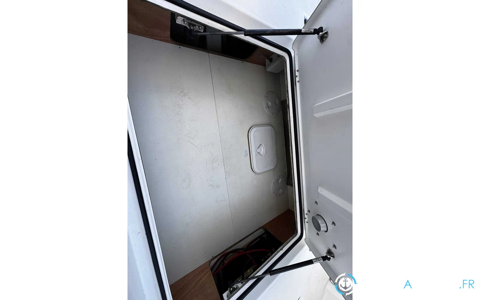 slider 10 Jeanneau Merry Fisher 855