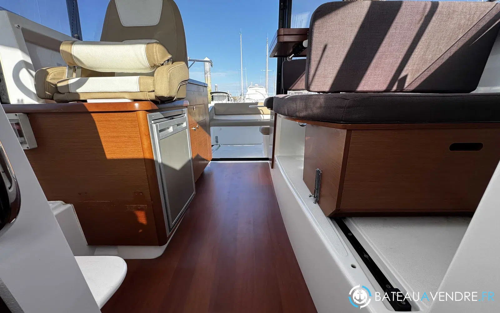 slider 19 Jeanneau Merry Fisher 855