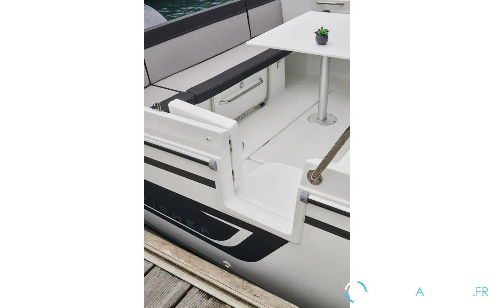 slider 13 Jeanneau Merry Fisher 795