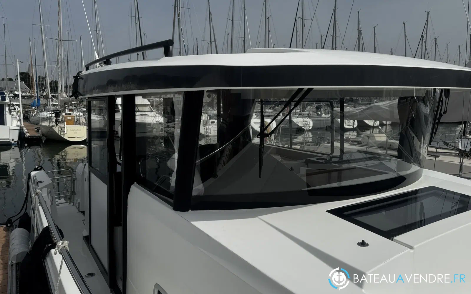 slider 4 Jeanneau Merry Fisher 895