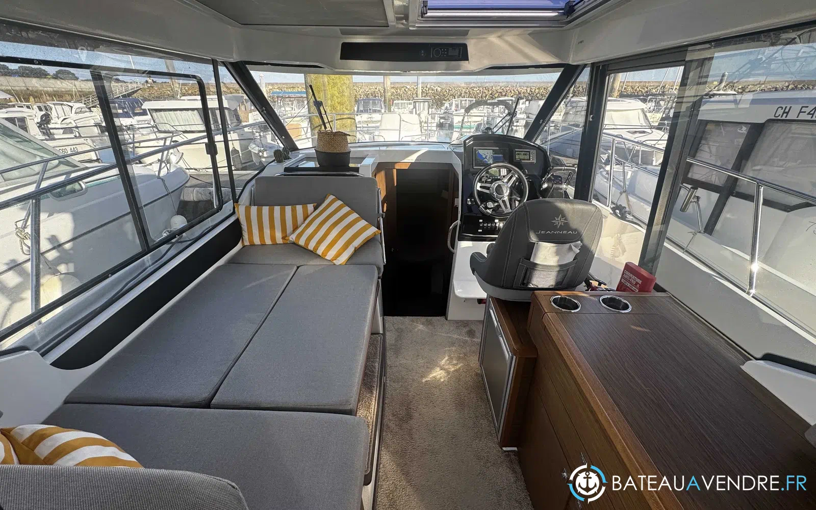 slider 14 Jeanneau Merry Fisher 895 Offshore