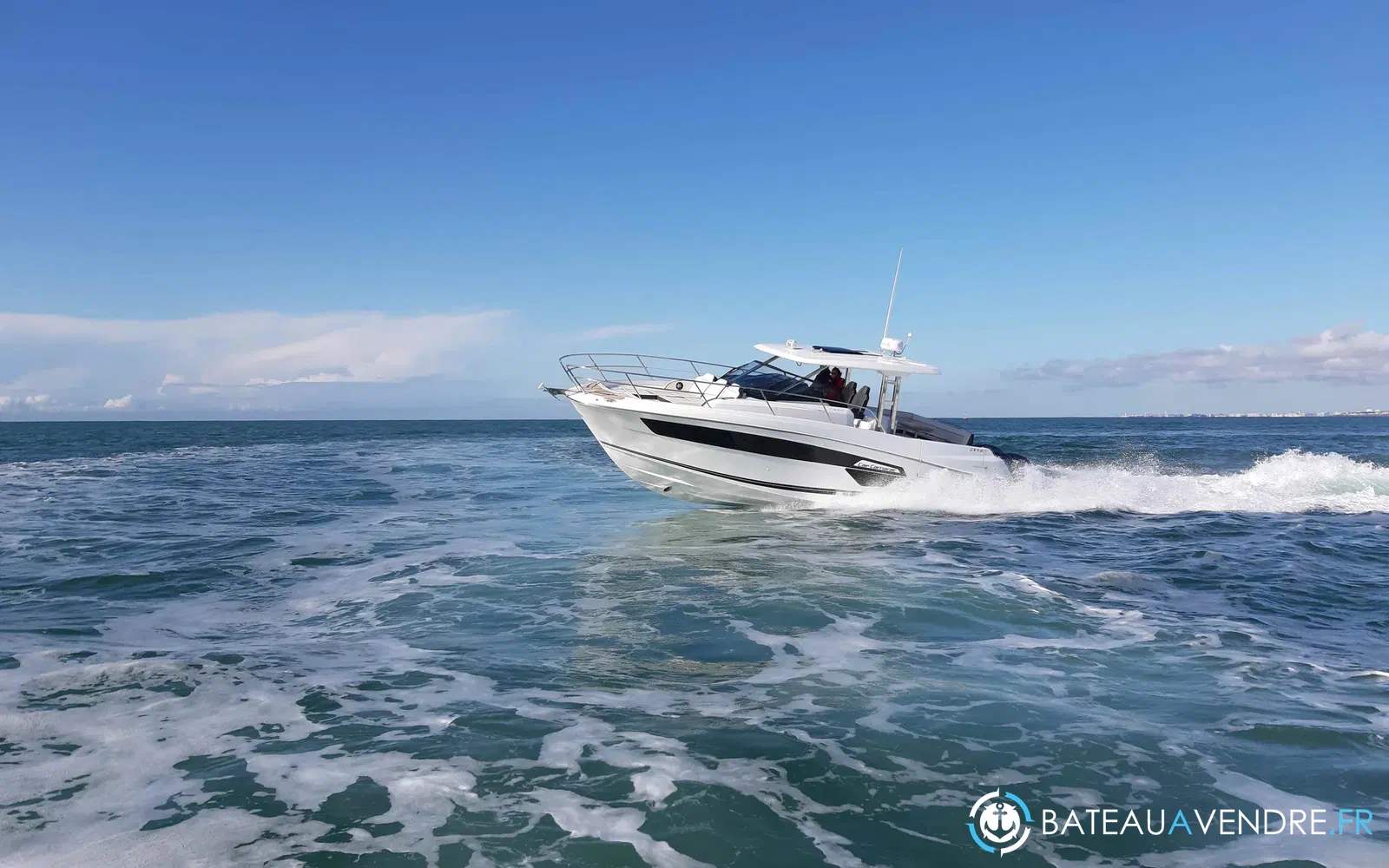 slider 2 Jeanneau Cap Camarat 12.5 WA