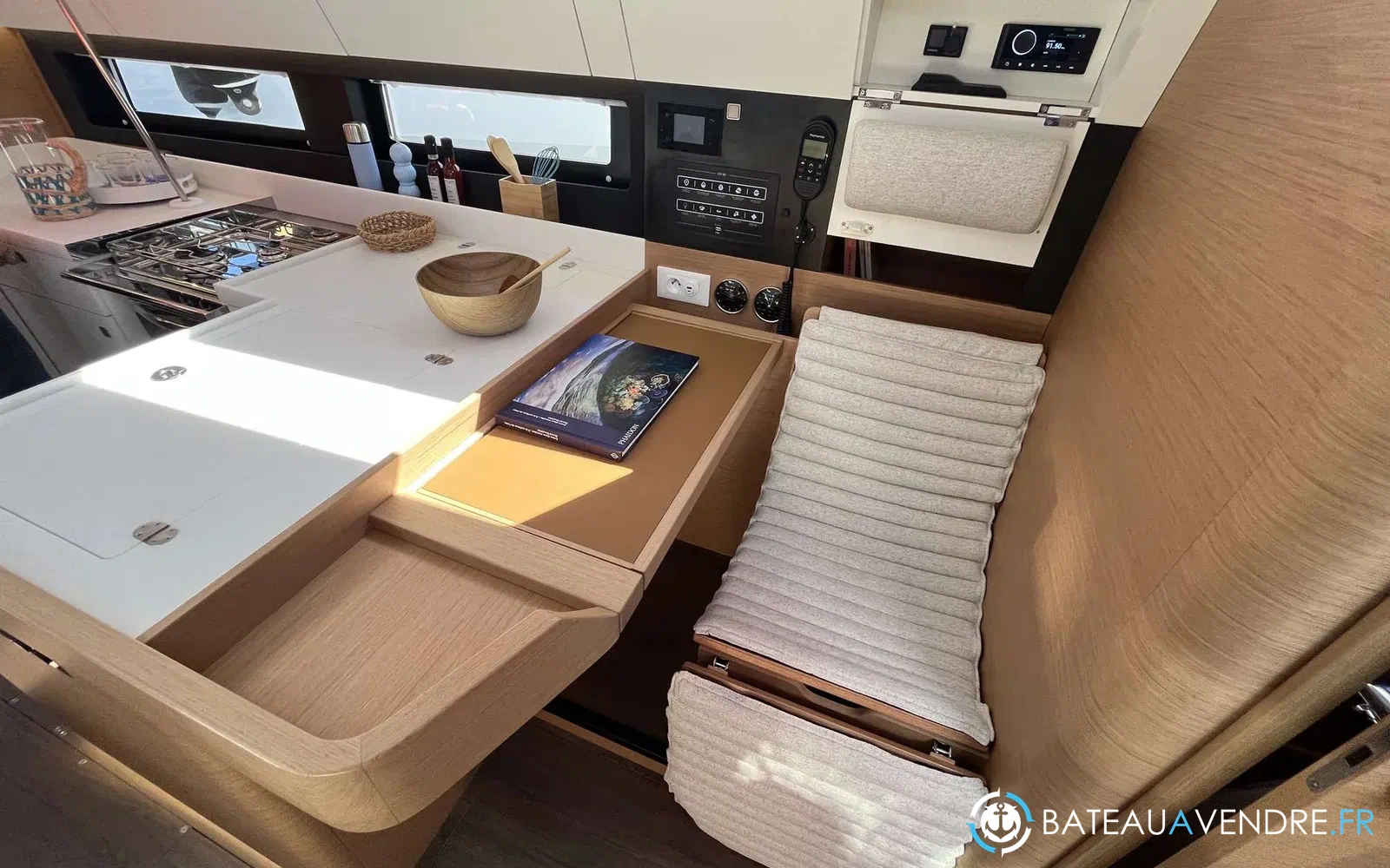 slider 11 Jeanneau Sun Odyssey 455