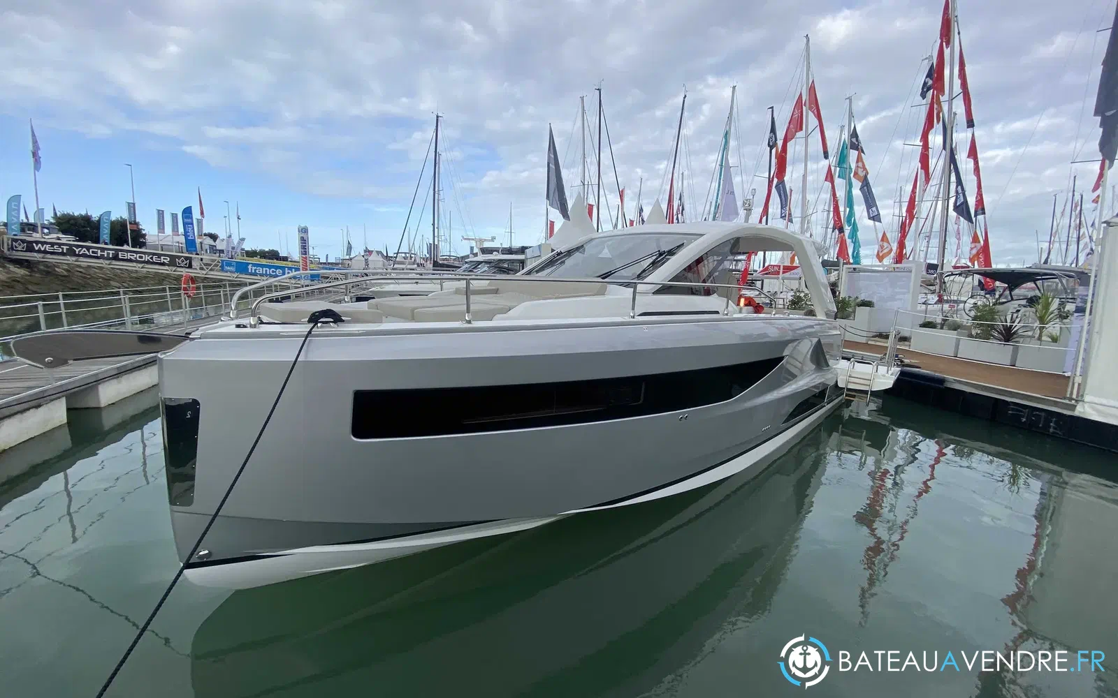 slider 2 Jeanneau DB 37