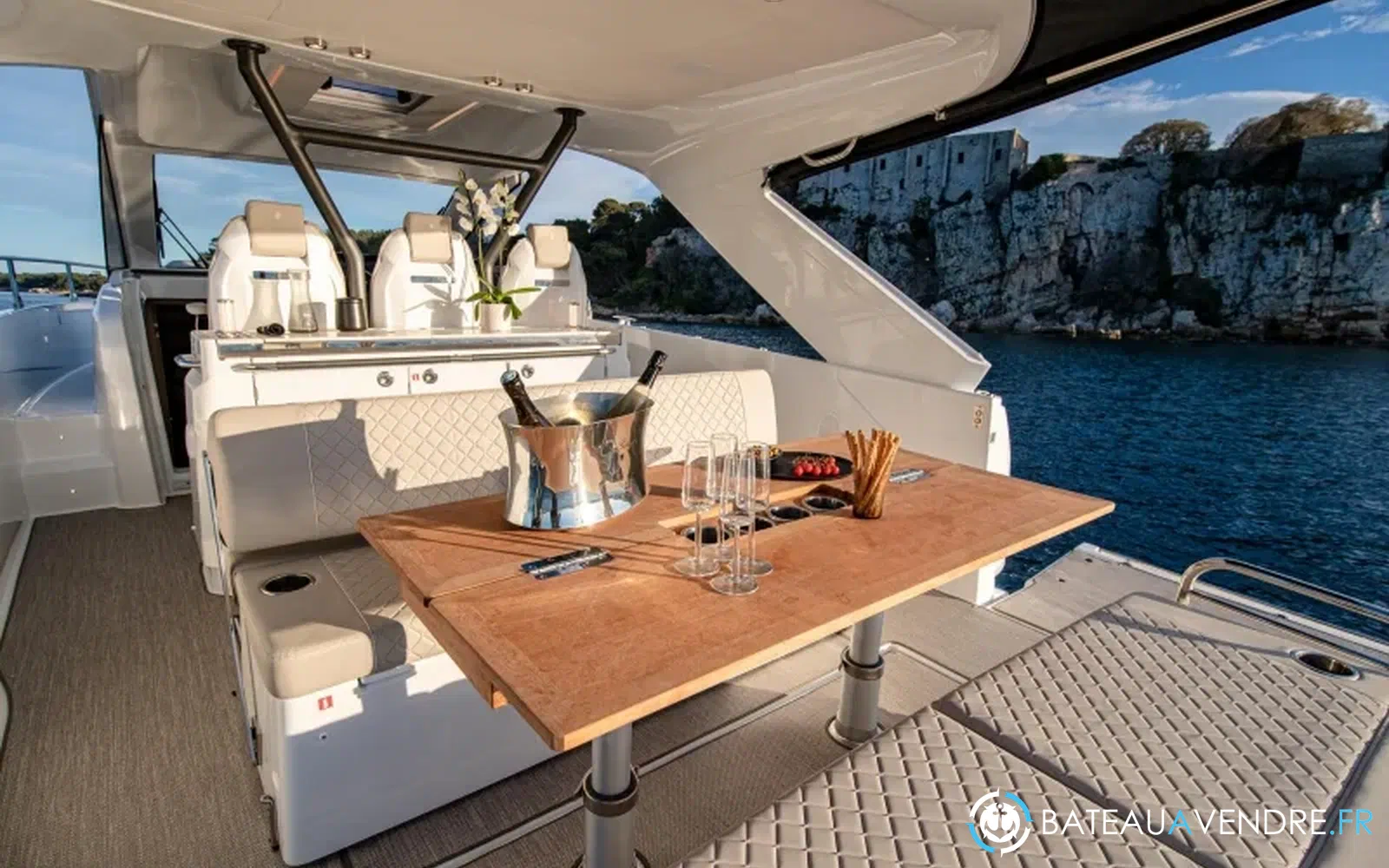 slider 6 Jeanneau DB 37
