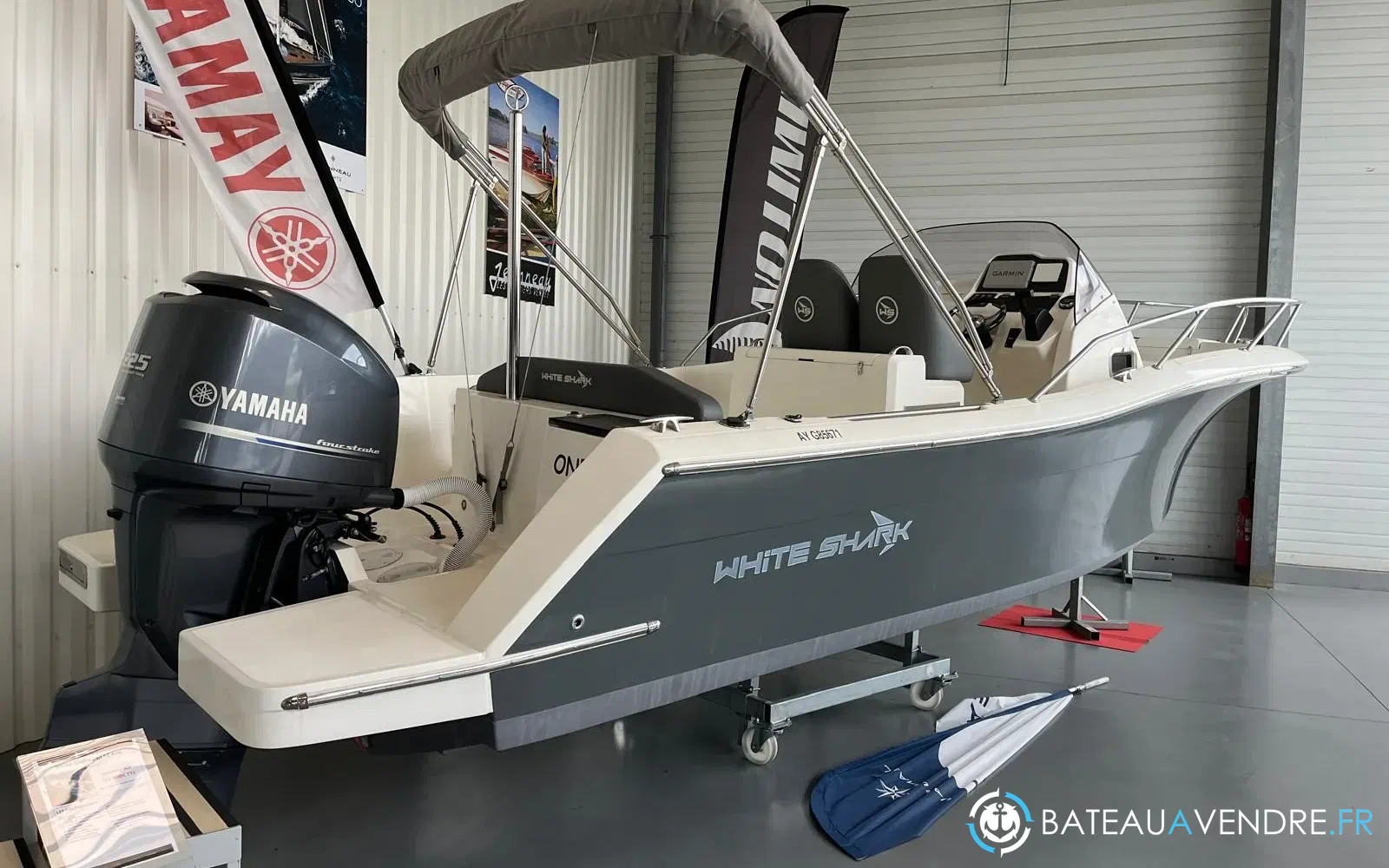 slider 0 White Shark 240 SC