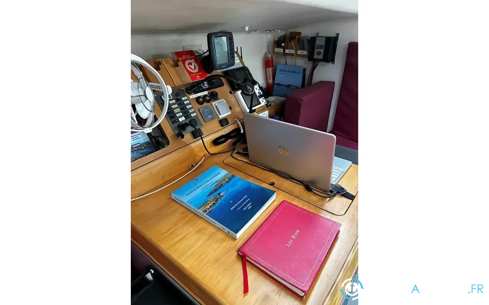 slider 15 Pogo Structures Pogo 10.50
