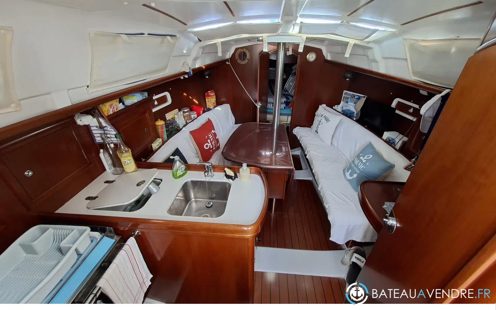 slider 11 Beneteau OCEANIS 323