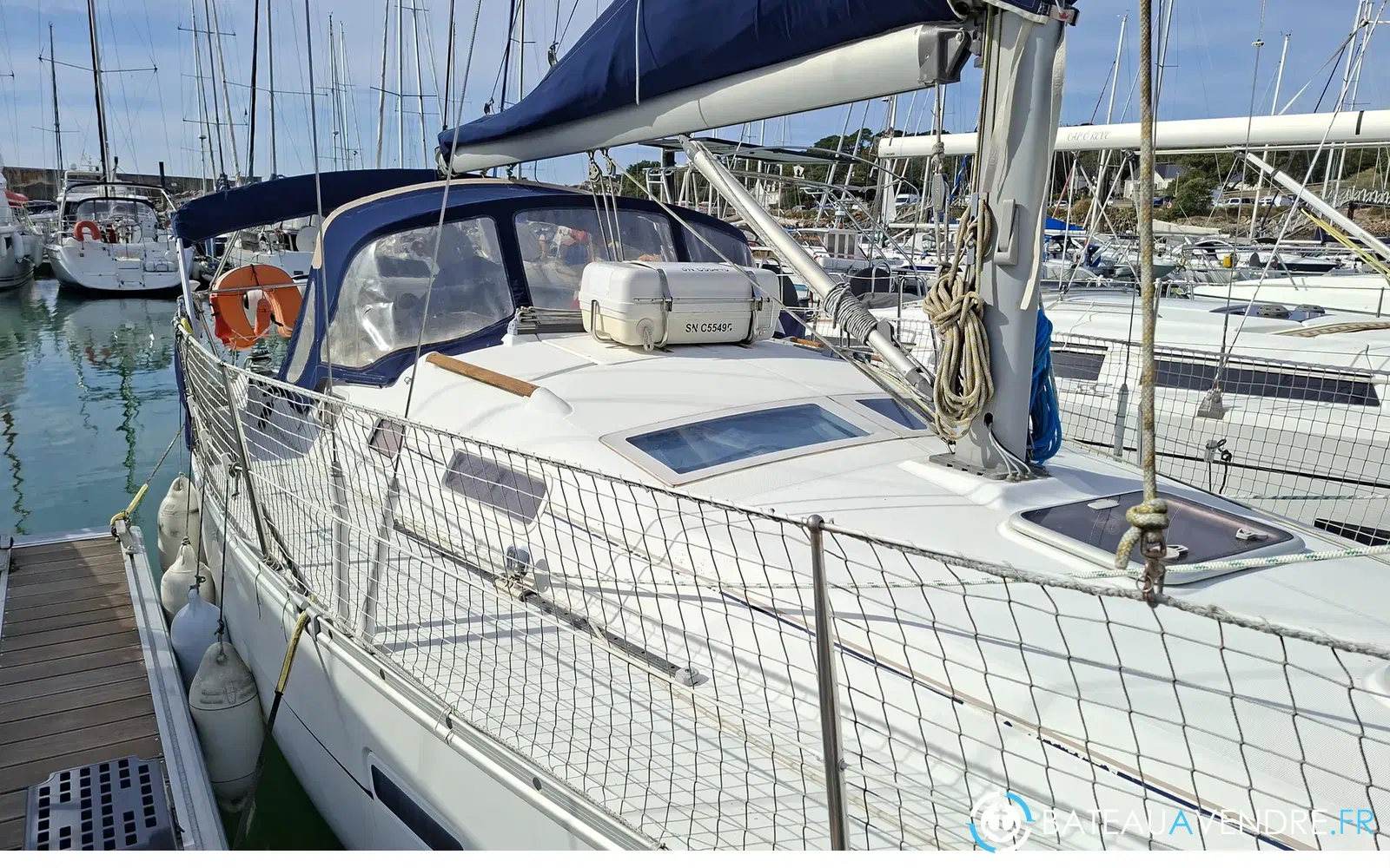 slider 3 Beneteau OCEANIS 323
