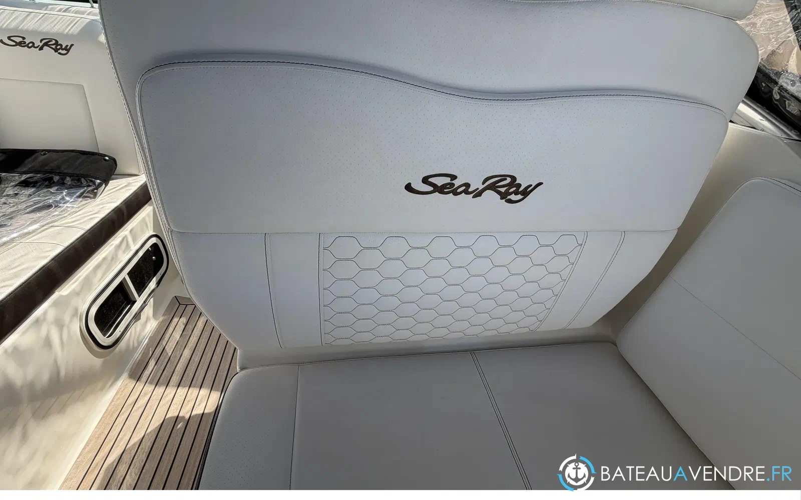 slider 7 Sea Ray 265 Sundancer