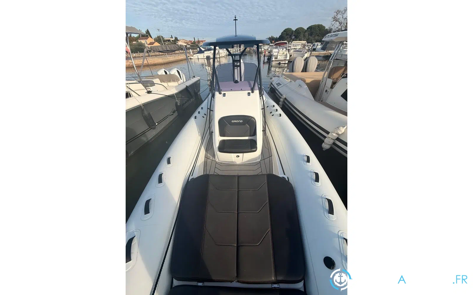 slider 3 Grand Golden Line G850