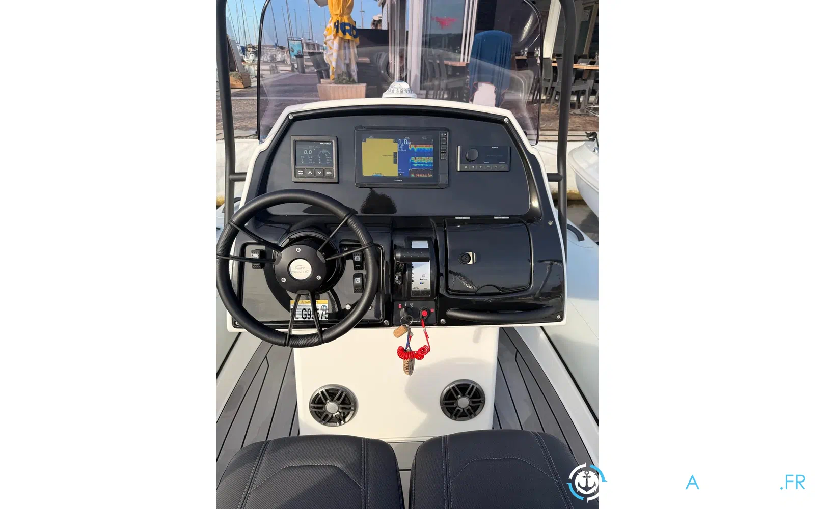 slider 10 Grand Golden Line G650