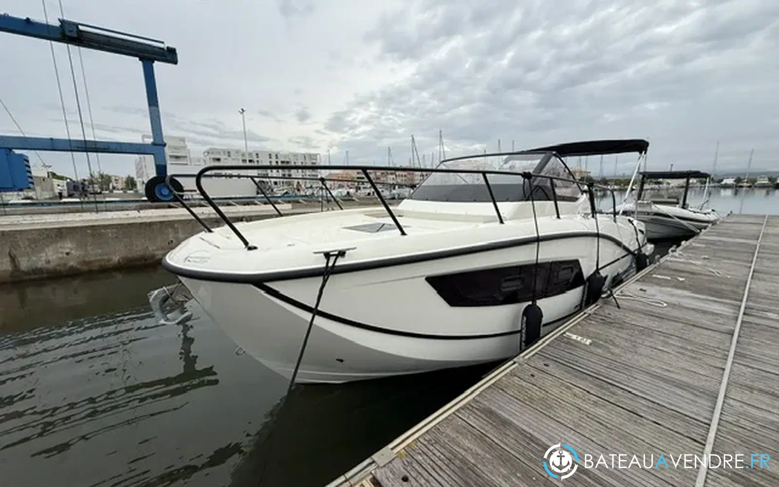 slider 1 Quicksilver Activ 875 Sundeck