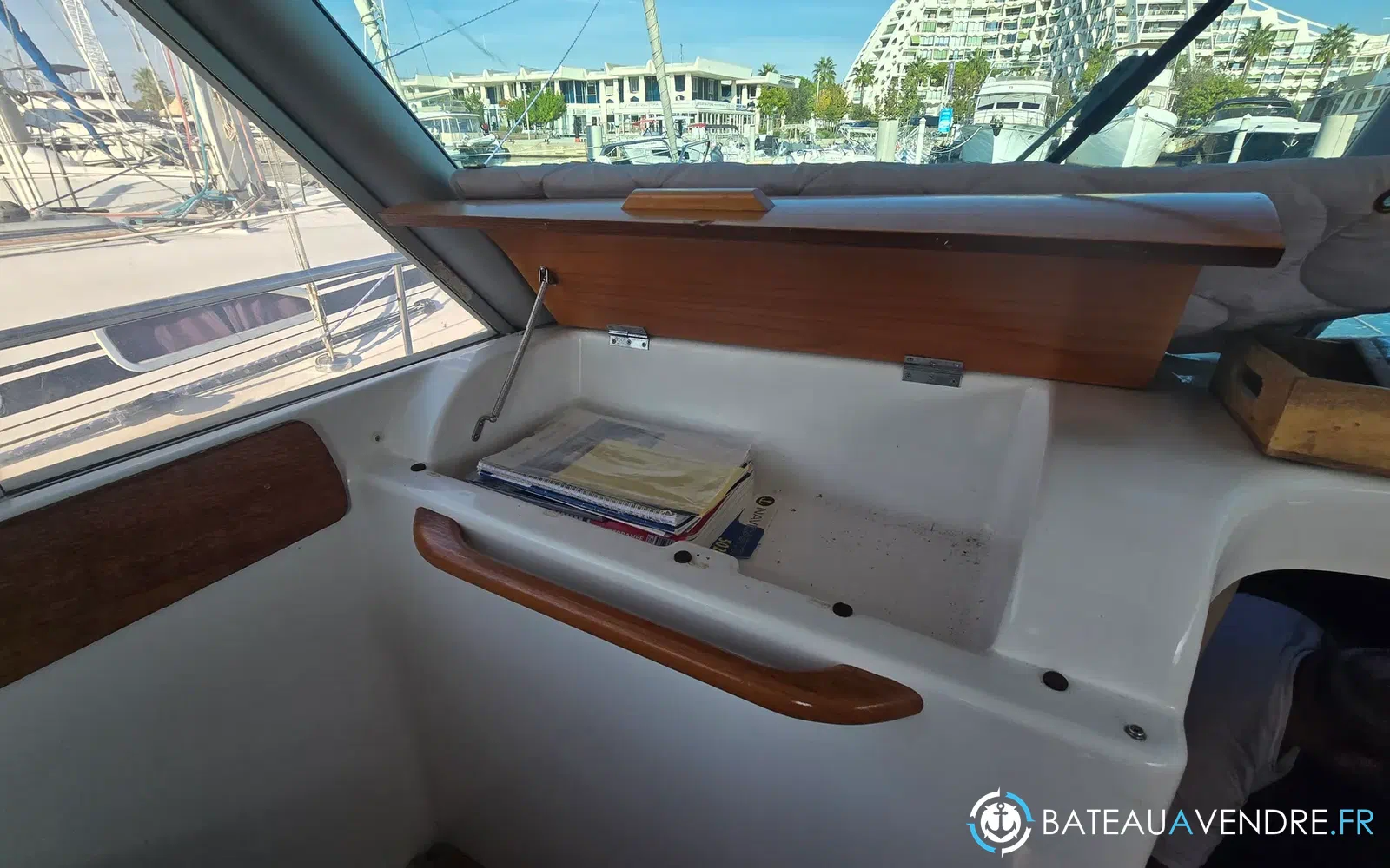 slider 21 Jeanneau Merry Fisher 805