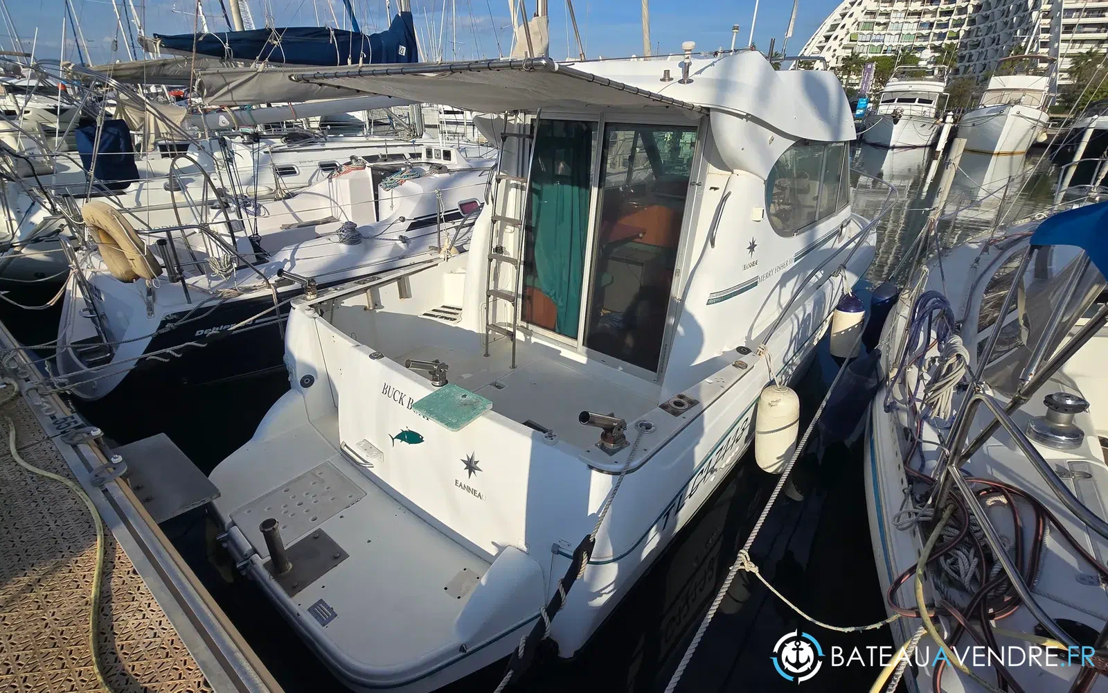 slider 1 Jeanneau Merry Fisher 805