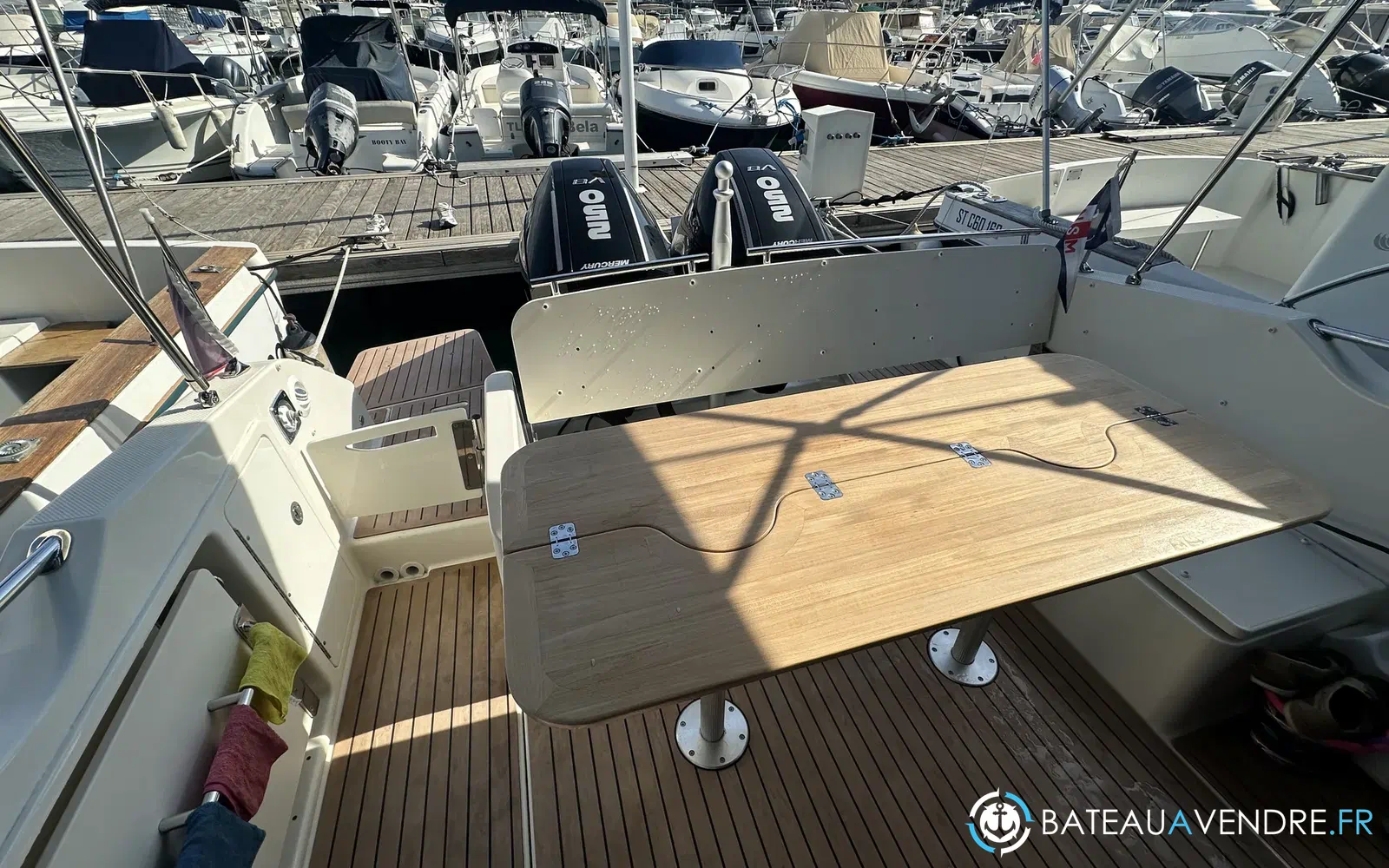 slider 2 Quicksilver Activ 875 Sundeck