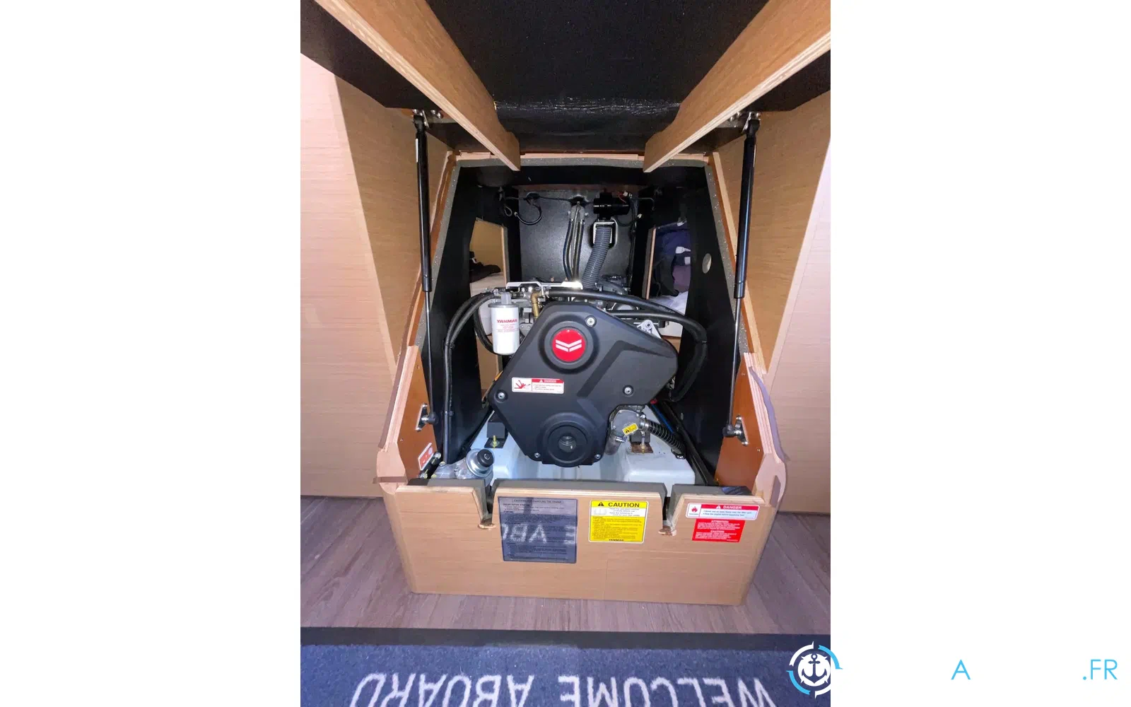 slider 23 Jeanneau Sun Odyssey 410