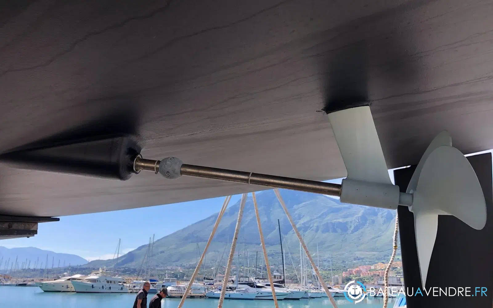 slider 28 Jeanneau Sun Odyssey 410